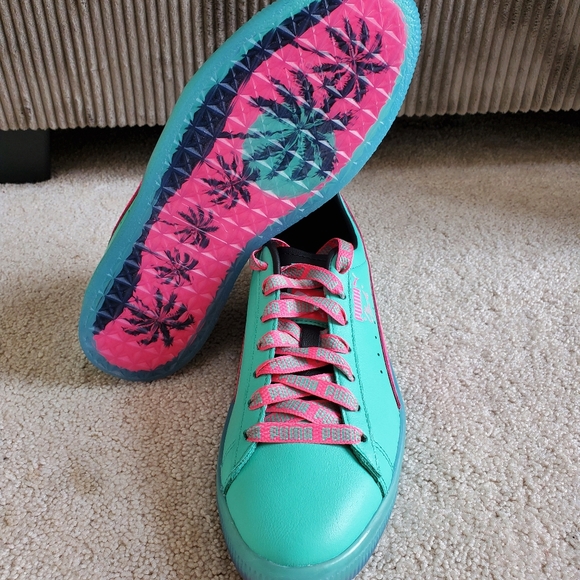 puma clyde south beach